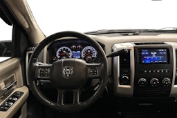 musta Dodge RAM 2012 kuva 9.