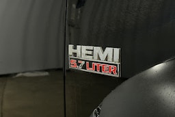 musta Dodge RAM 2012 kuva 16.