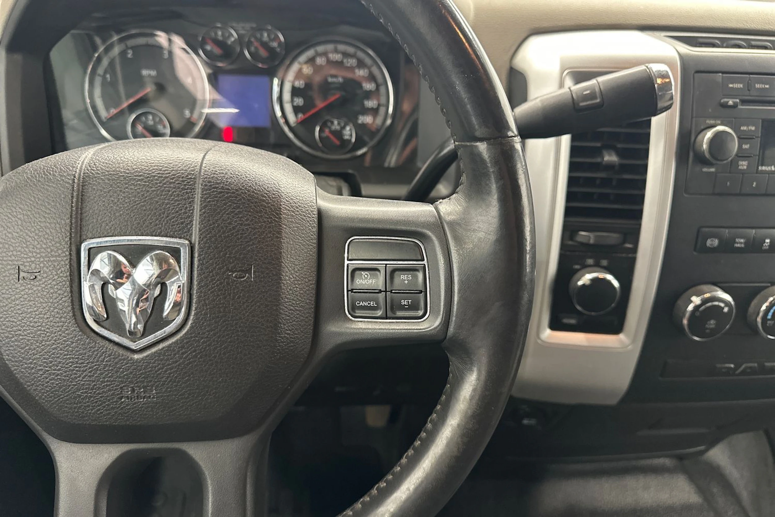 valkoinen Dodge RAM 2012 kuva 12.