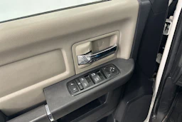 valkoinen Dodge RAM 2012 kuva 21.