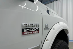 valkoinen Dodge RAM 2012 kuva 28.