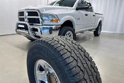 valkoinen Dodge RAM 2012 kuva 30.