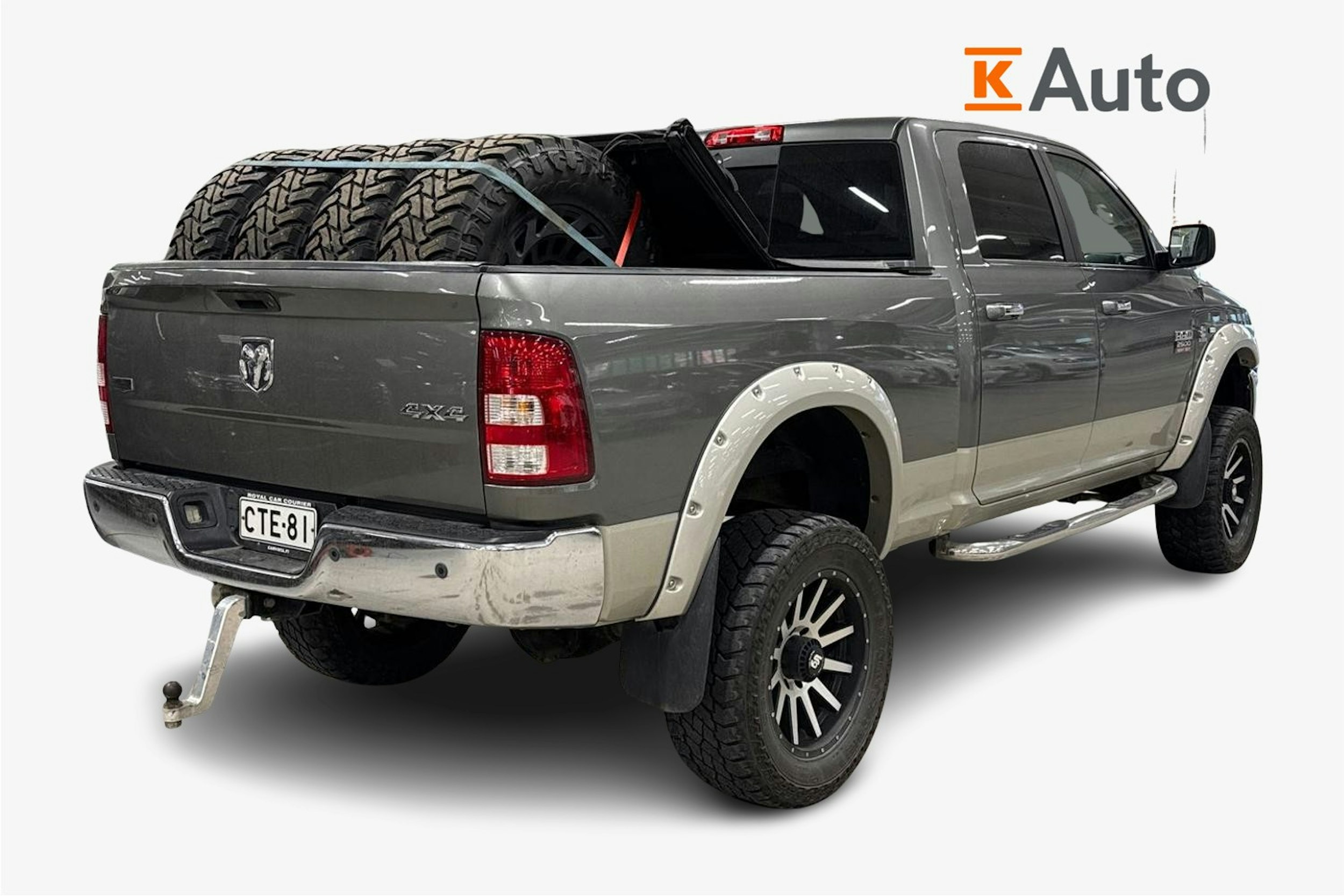 harmaa Dodge RAM 2013 kuva 2.