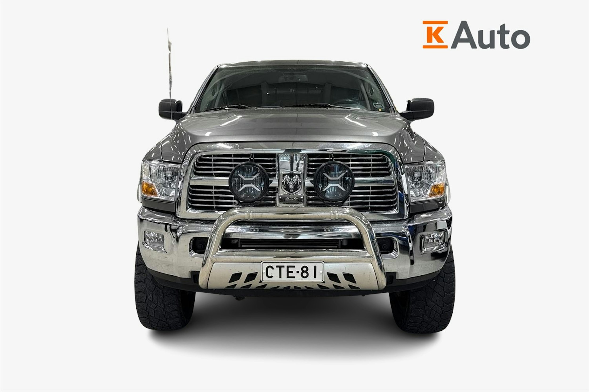 harmaa Dodge RAM 2013 kuva 5.