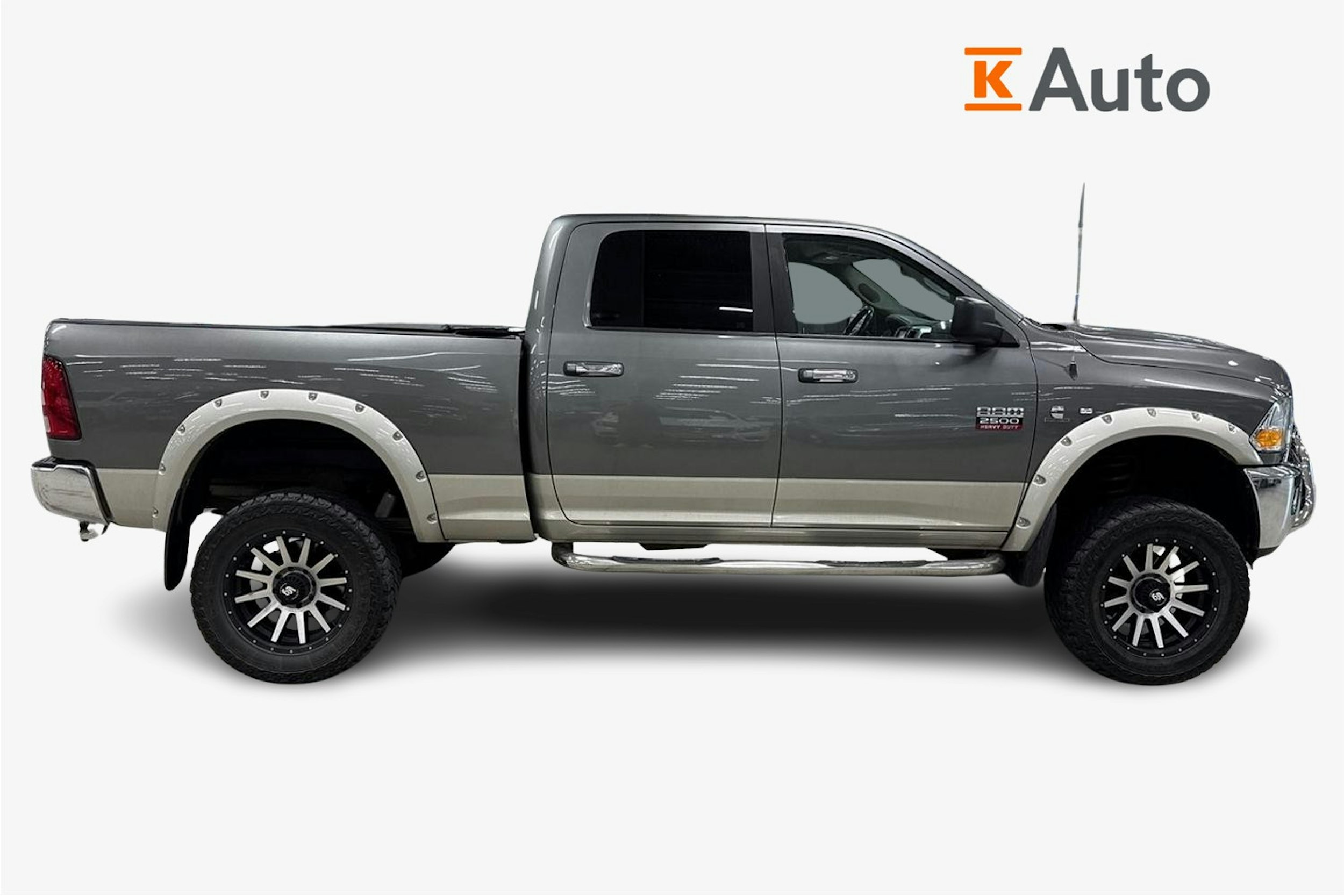 harmaa Dodge RAM 2013 kuva 7.