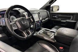 musta Dodge RAM 2016 kuva 8.