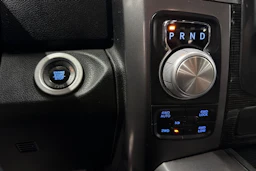 musta Dodge RAM 2016 kuva 22.
