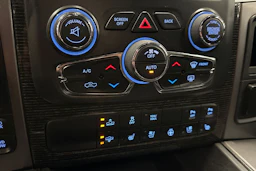 musta Dodge RAM 2016 kuva 23.