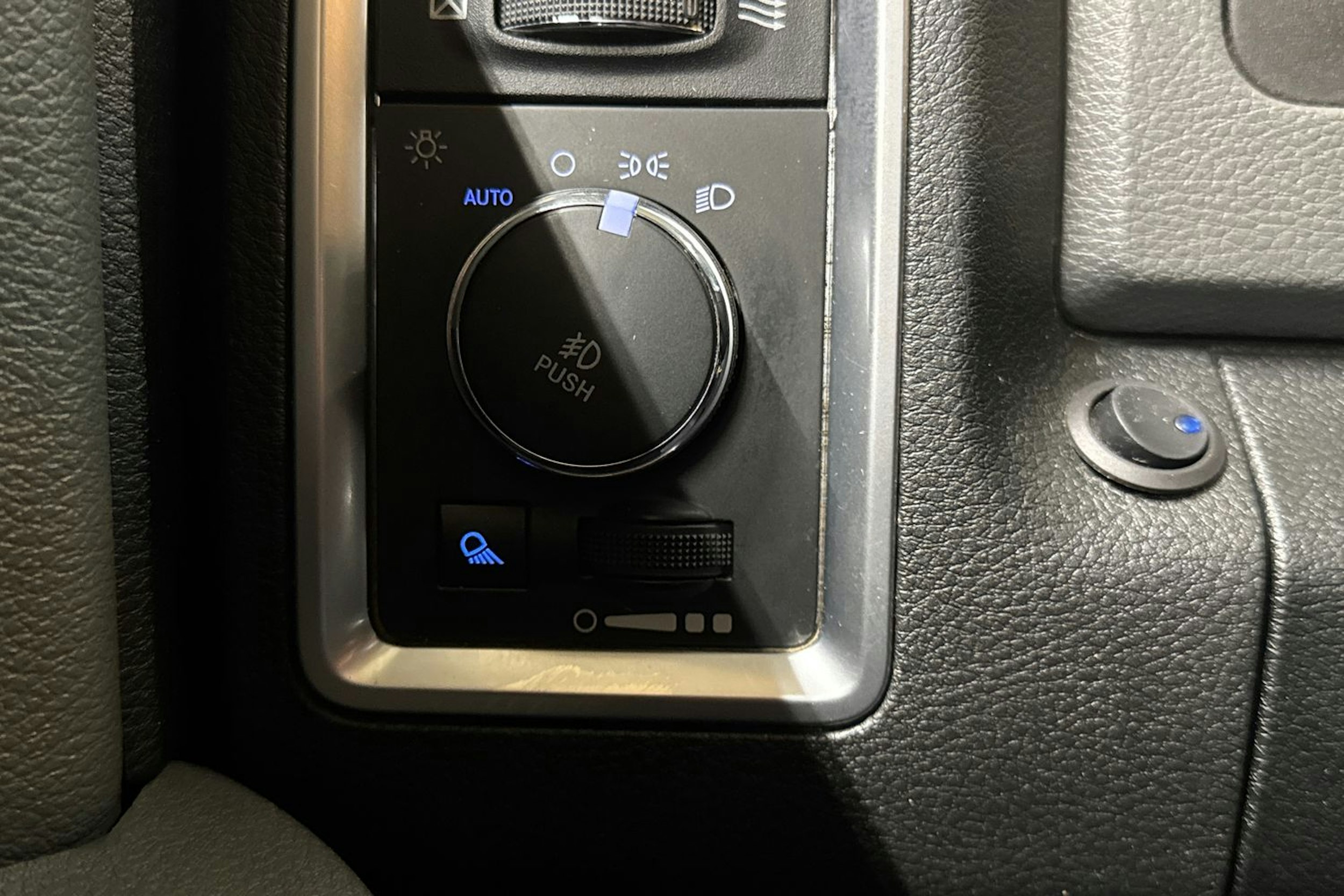 musta Dodge RAM 2017 kuva 15.