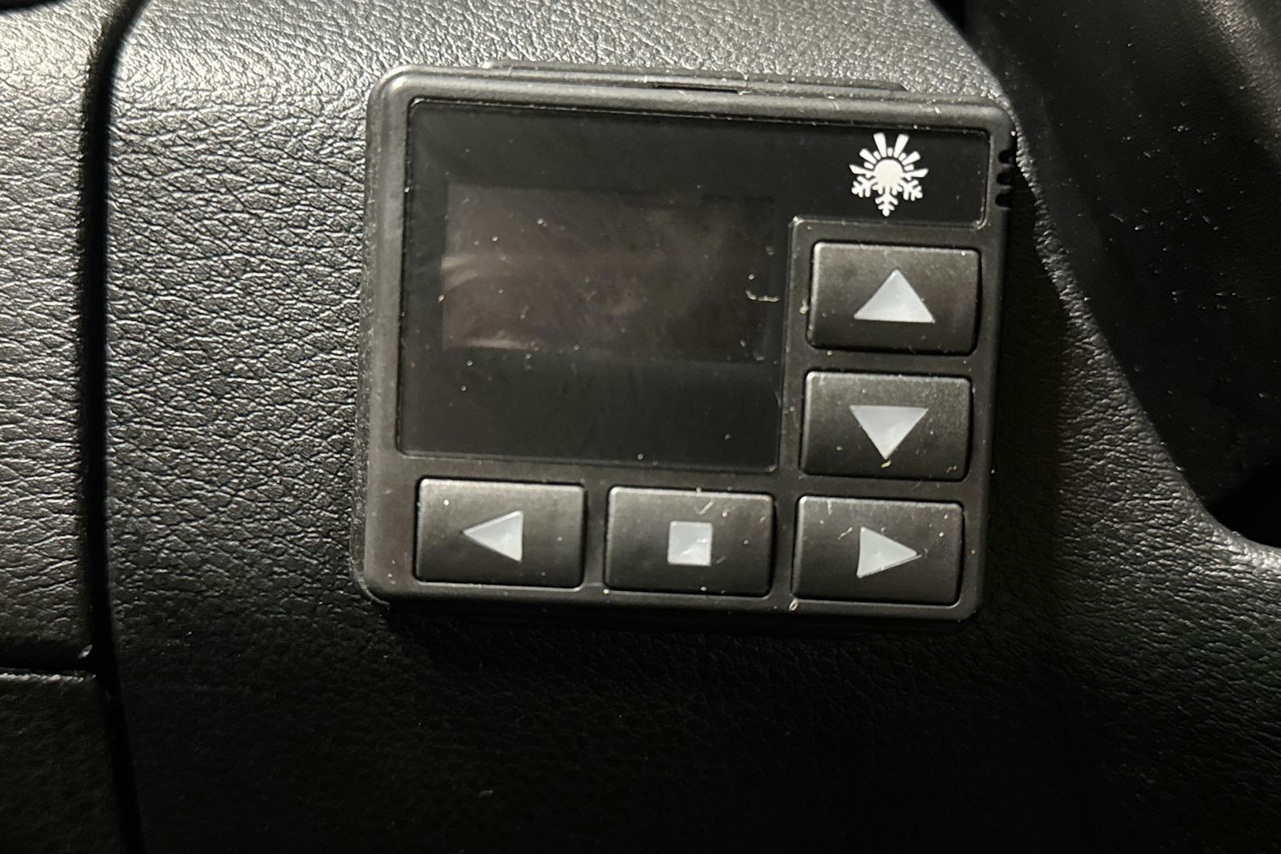 musta Dodge RAM 2017 kuva 16.