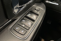 Musta Dodge RAM 2017 kuva 46.