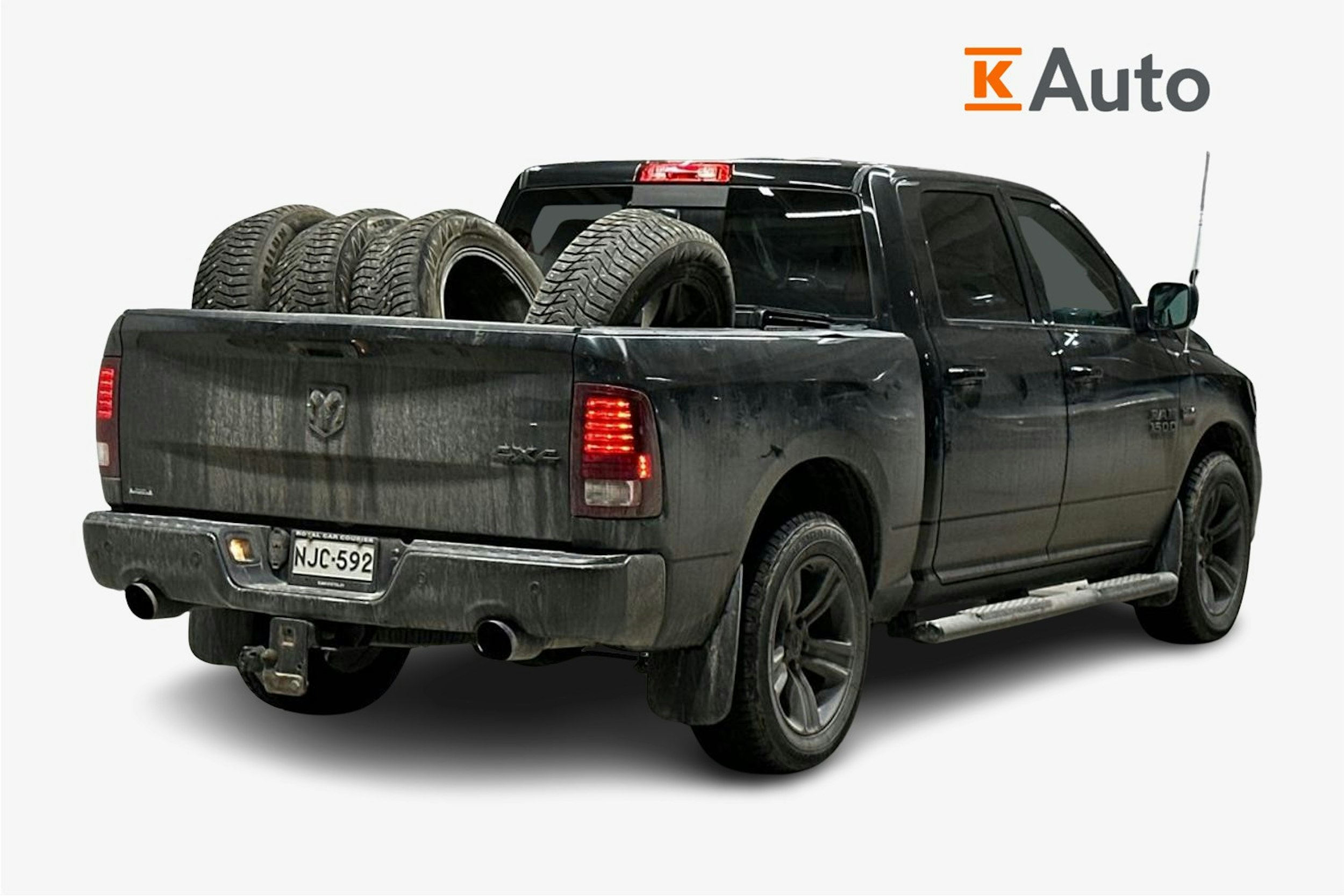 musta Dodge RAM 2018 kuva 2.