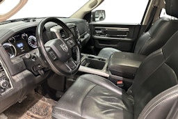 musta Dodge RAM 2018 kuva 3.