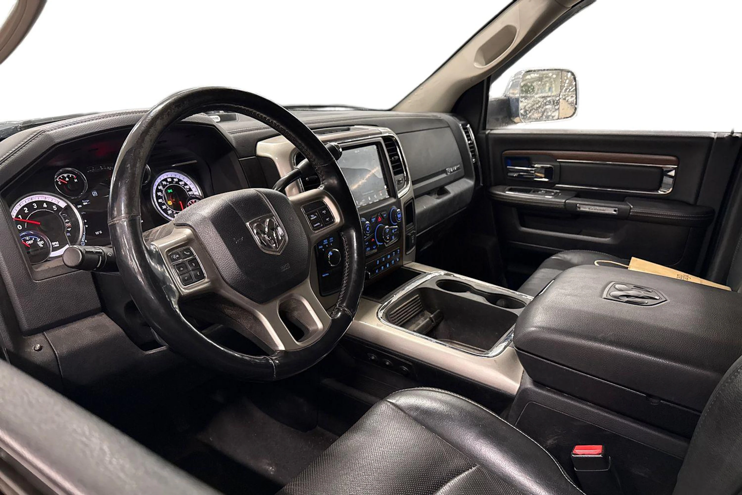 musta Dodge RAM 2018 kuva 3.