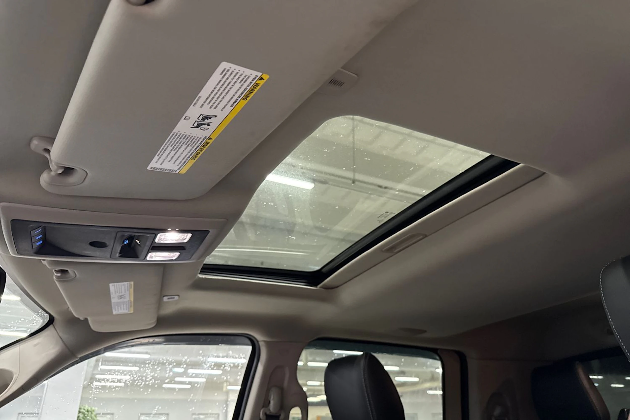 musta Dodge RAM 2018 kuva 7.