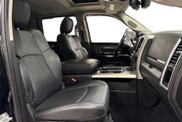 musta Dodge RAM 2018 kuva 11.