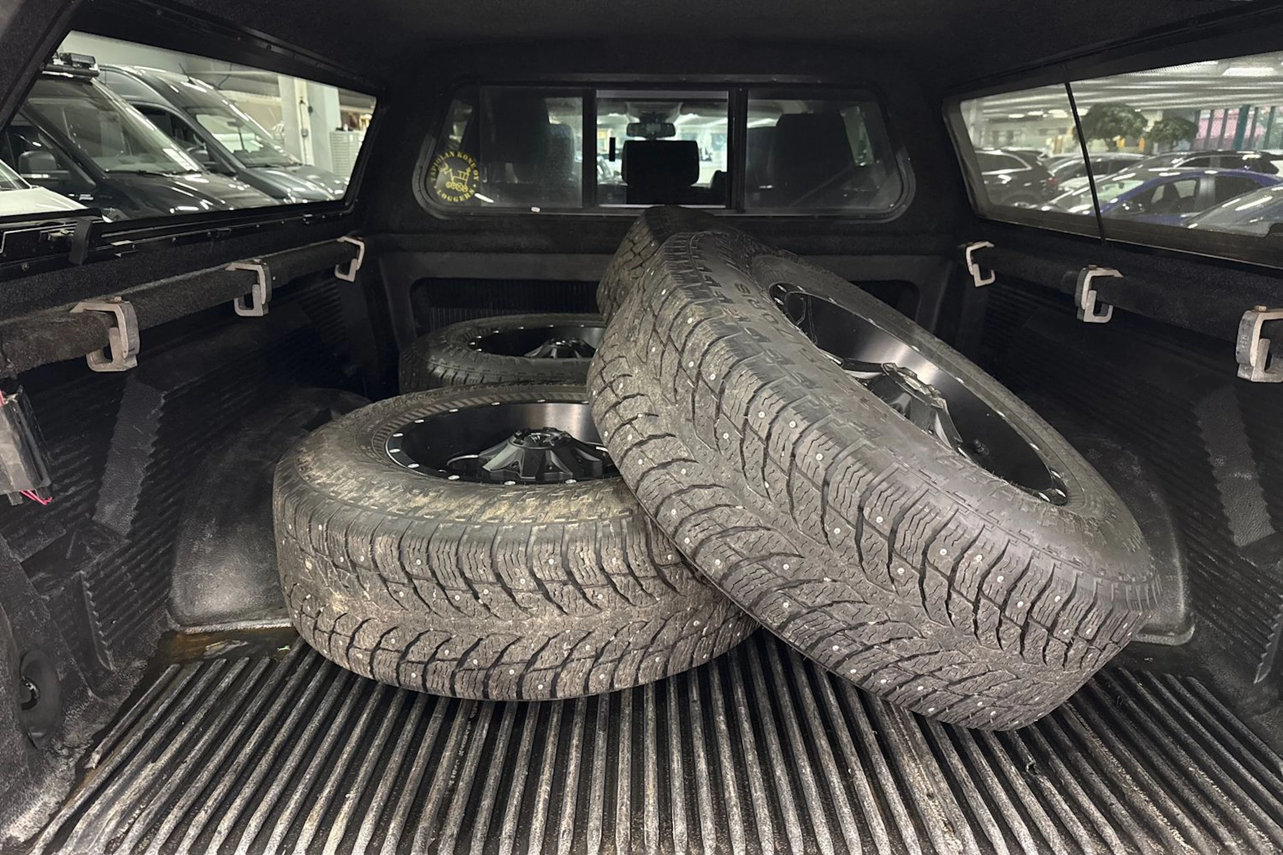 musta Dodge RAM 2018 kuva 15.