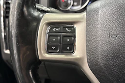 musta Dodge RAM 2018 kuva 18.