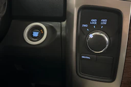musta Dodge RAM 2018 kuva 23.