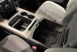 musta Dodge RAM 2019 kuva 31.