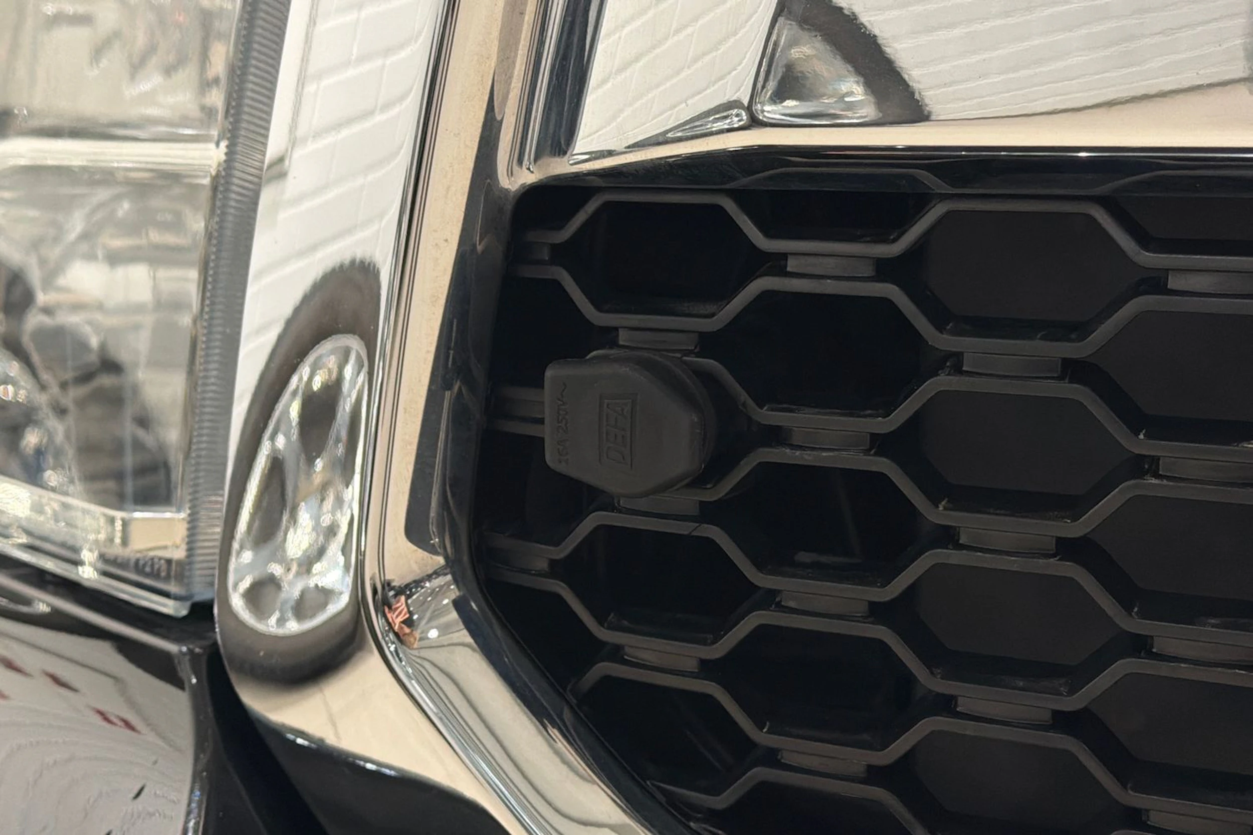 musta Dodge RAM 2019 kuva 35.