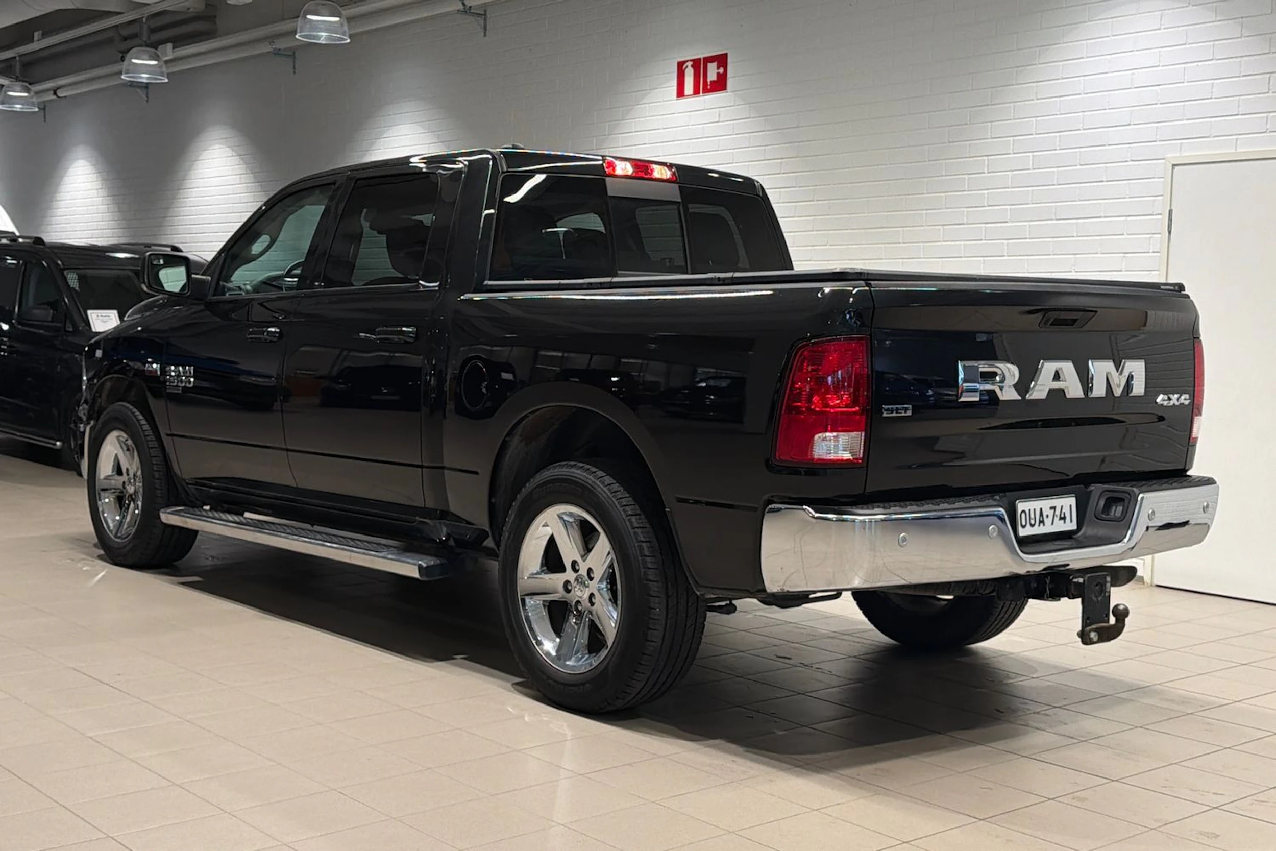 musta Dodge RAM 2019 kuva 40.