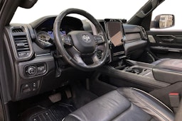 musta Dodge RAM 2019 kuva 7.