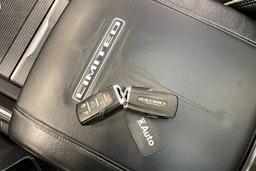 musta Dodge RAM 2019 kuva 25.