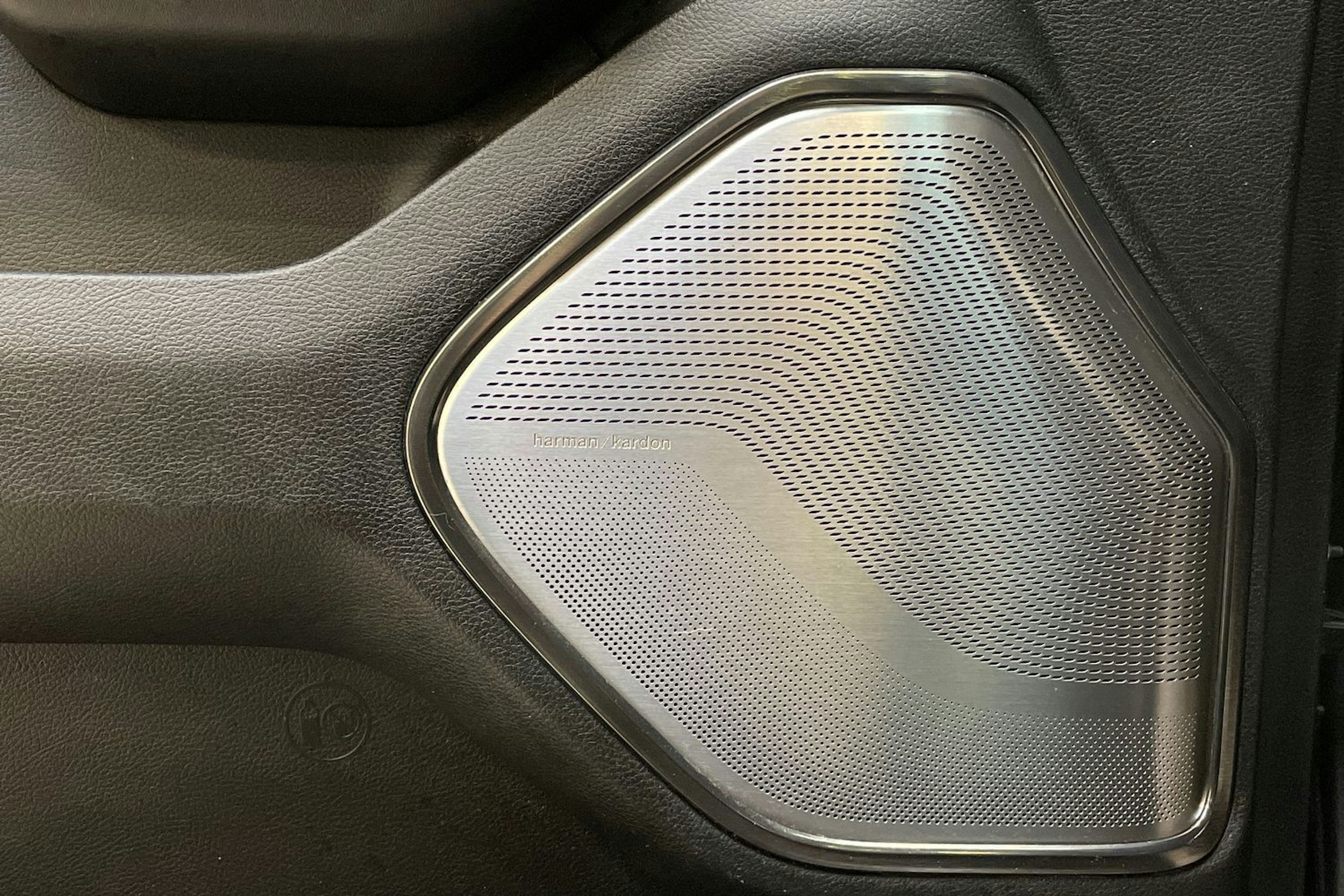 musta Dodge RAM 2019 kuva 29.