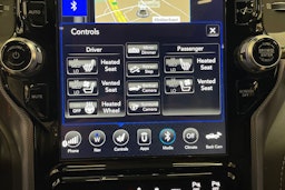 musta Dodge RAM 2019 kuva 30.