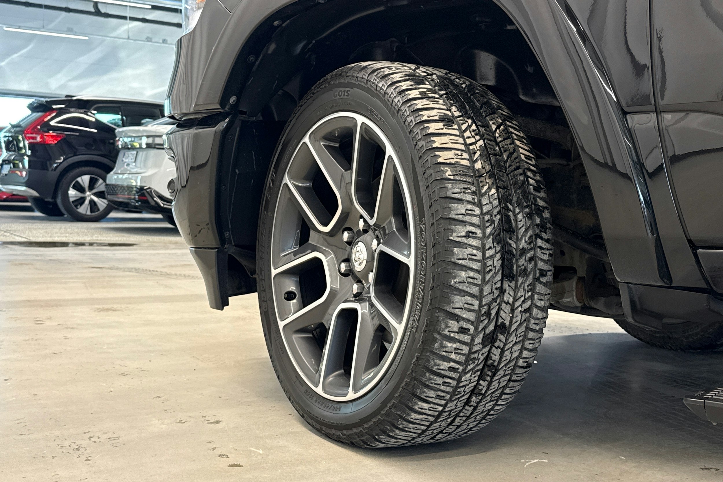 musta Dodge RAM 2019 kuva 13.