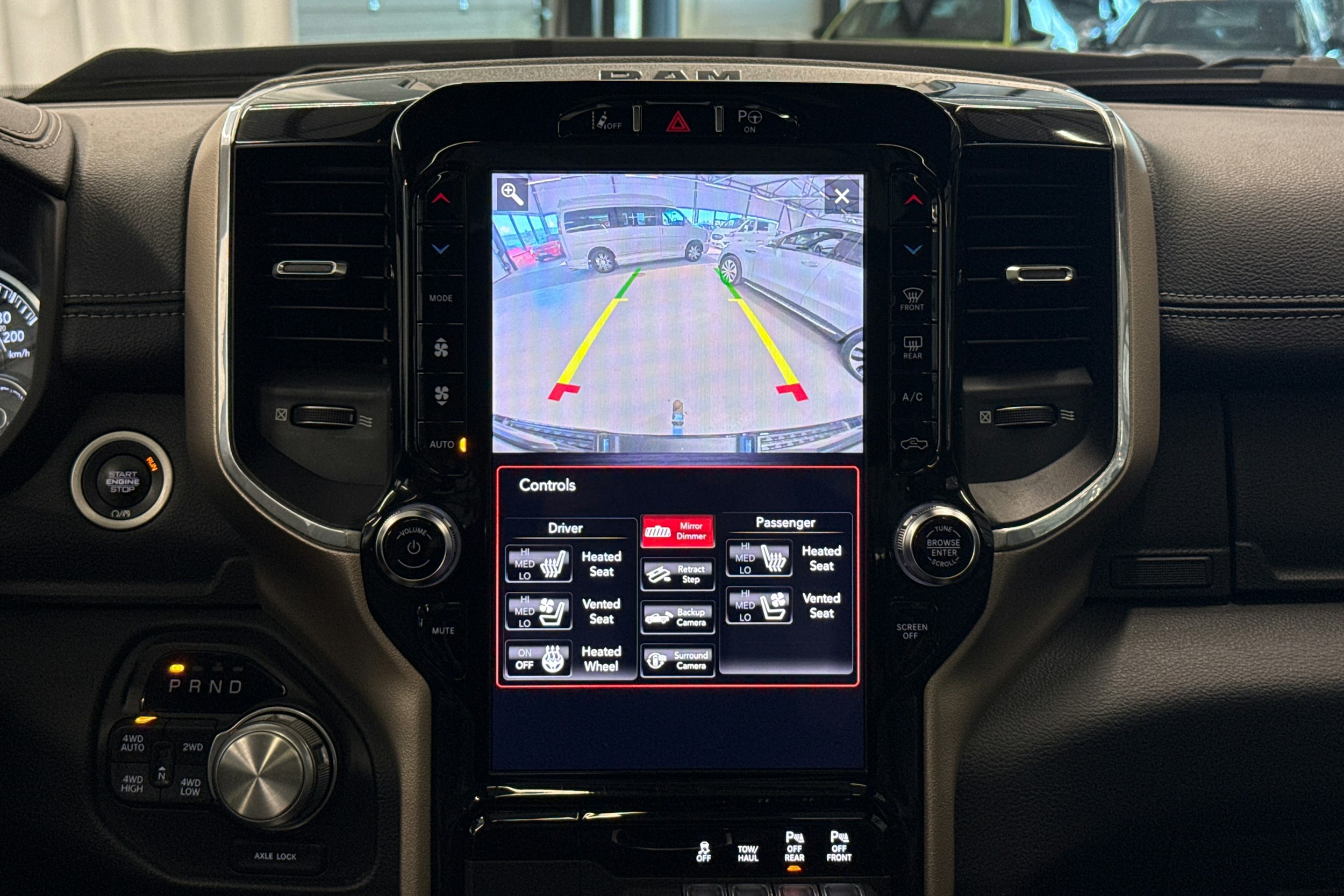 musta Dodge RAM 2019 kuva 19.