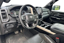 musta Dodge RAM 2020 kuva 3.