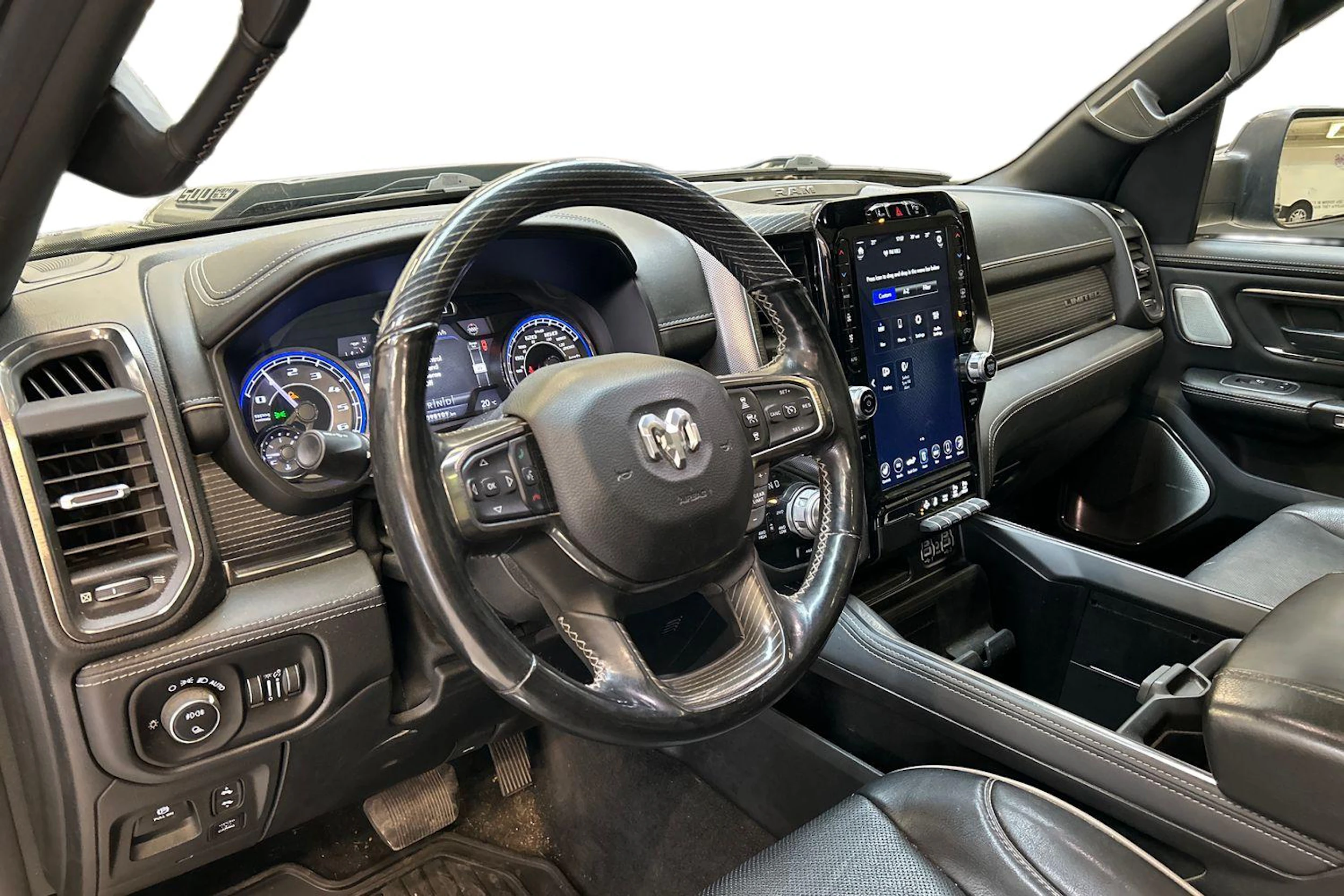 musta Dodge RAM 2020 kuva 3.