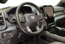 musta Dodge RAM 2020 kuva 9.