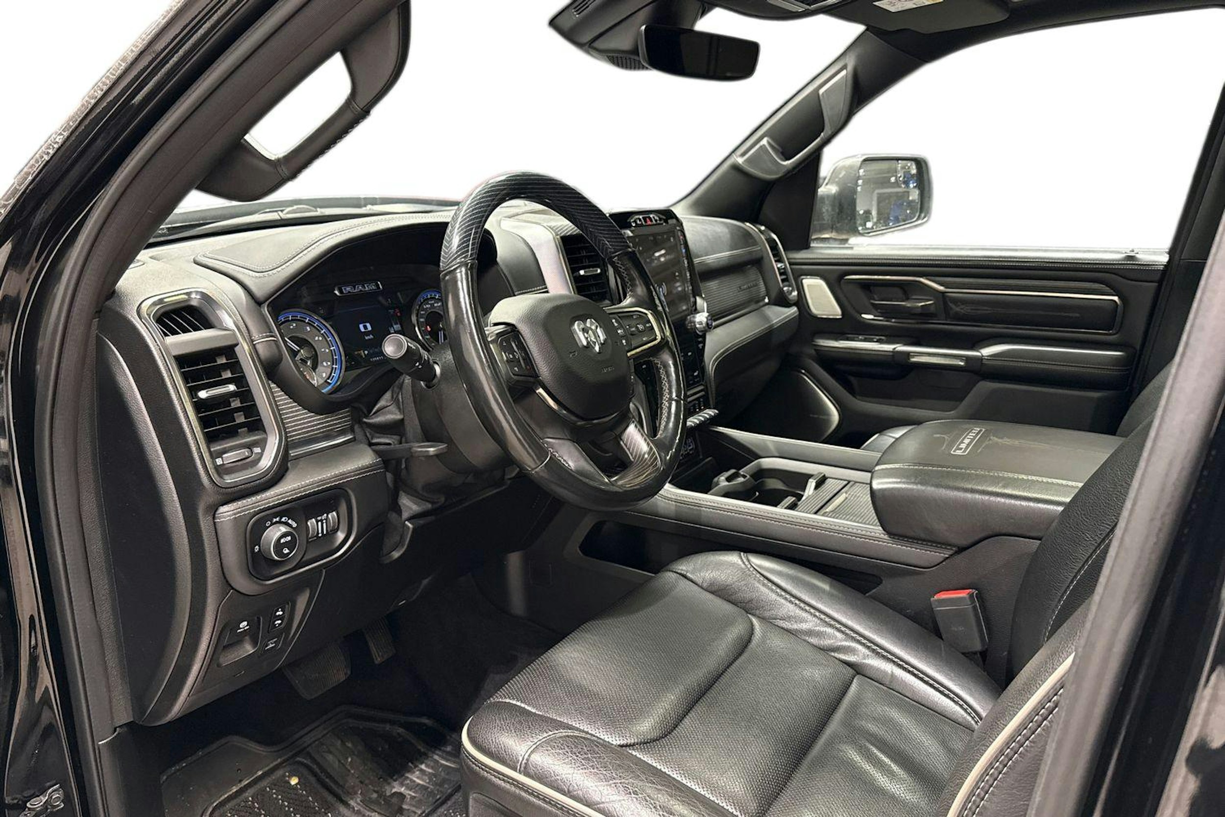 musta Dodge RAM 2020 kuva 3.