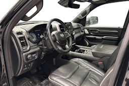 musta Dodge RAM 2020 kuva 3.