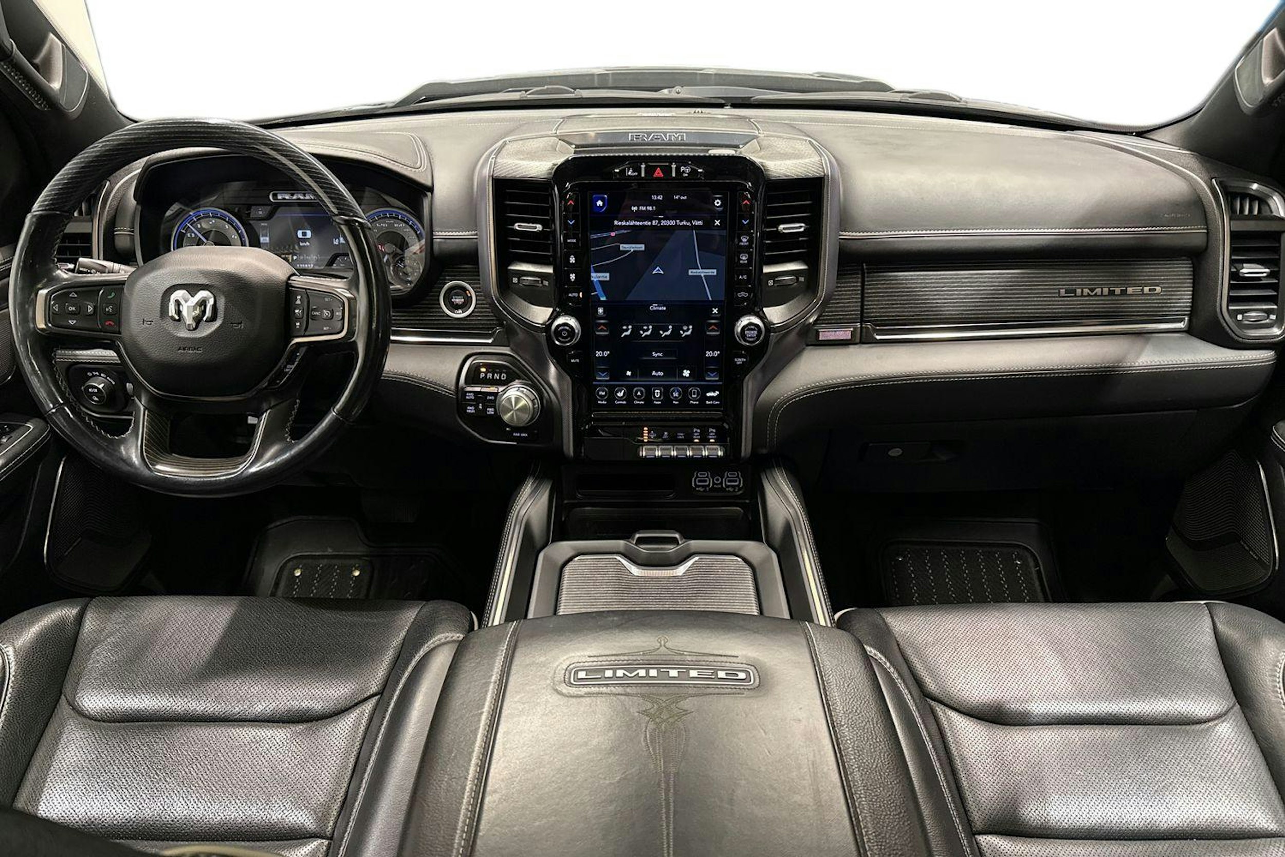 musta Dodge RAM 2020 kuva 7.