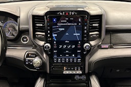 musta Dodge RAM 2020 kuva 14.