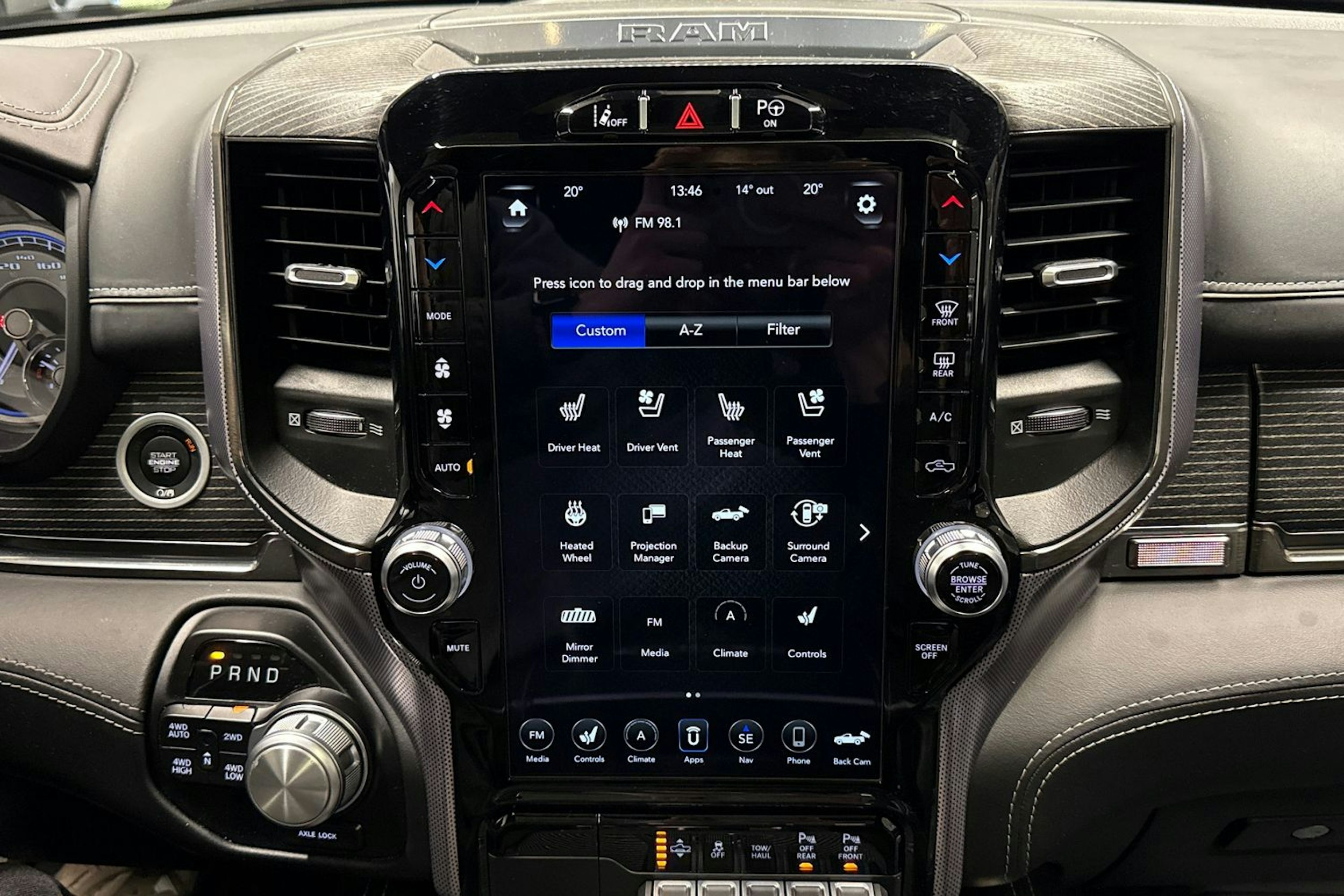 musta Dodge RAM 2020 kuva 24.