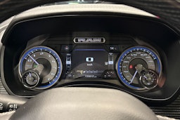 musta Dodge RAM 2020 kuva 28.