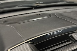 musta Dodge RAM 2020 kuva 30.