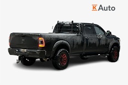 musta Dodge RAM 2021 kuva 2.