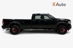 musta Dodge RAM 2021 kuva 7.