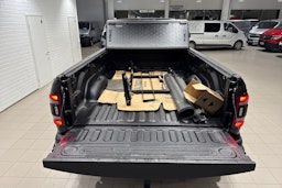 musta Dodge RAM 2021 kuva 13.