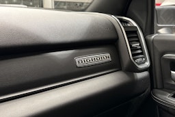 musta Dodge RAM 2021 kuva 26.