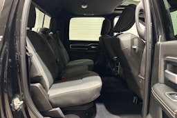 musta Dodge RAM 2021 kuva 31.