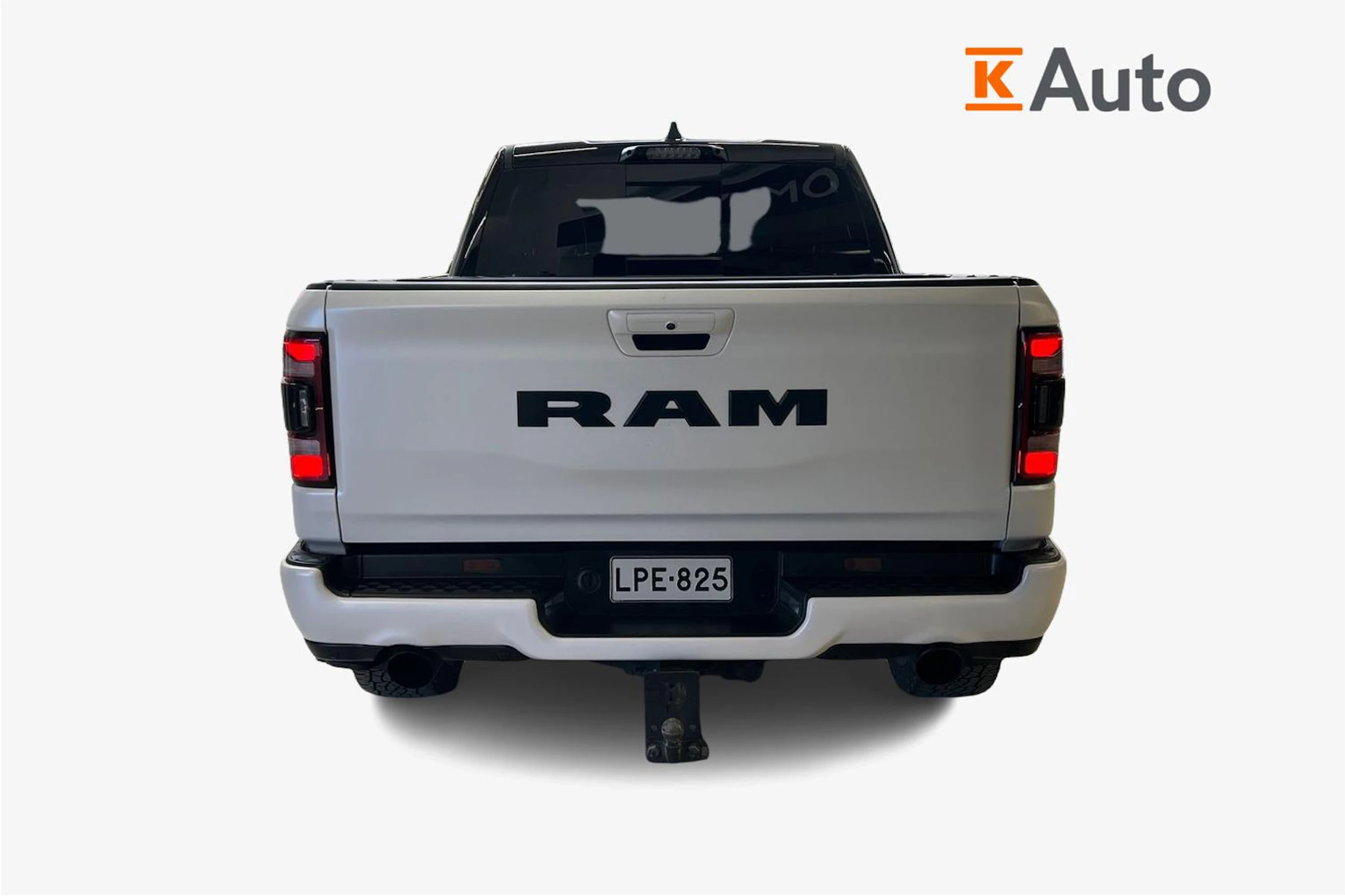 valkoinen Dodge RAM 2022 kuva 4.
