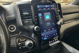valkoinen Dodge RAM 2022 kuva 18.