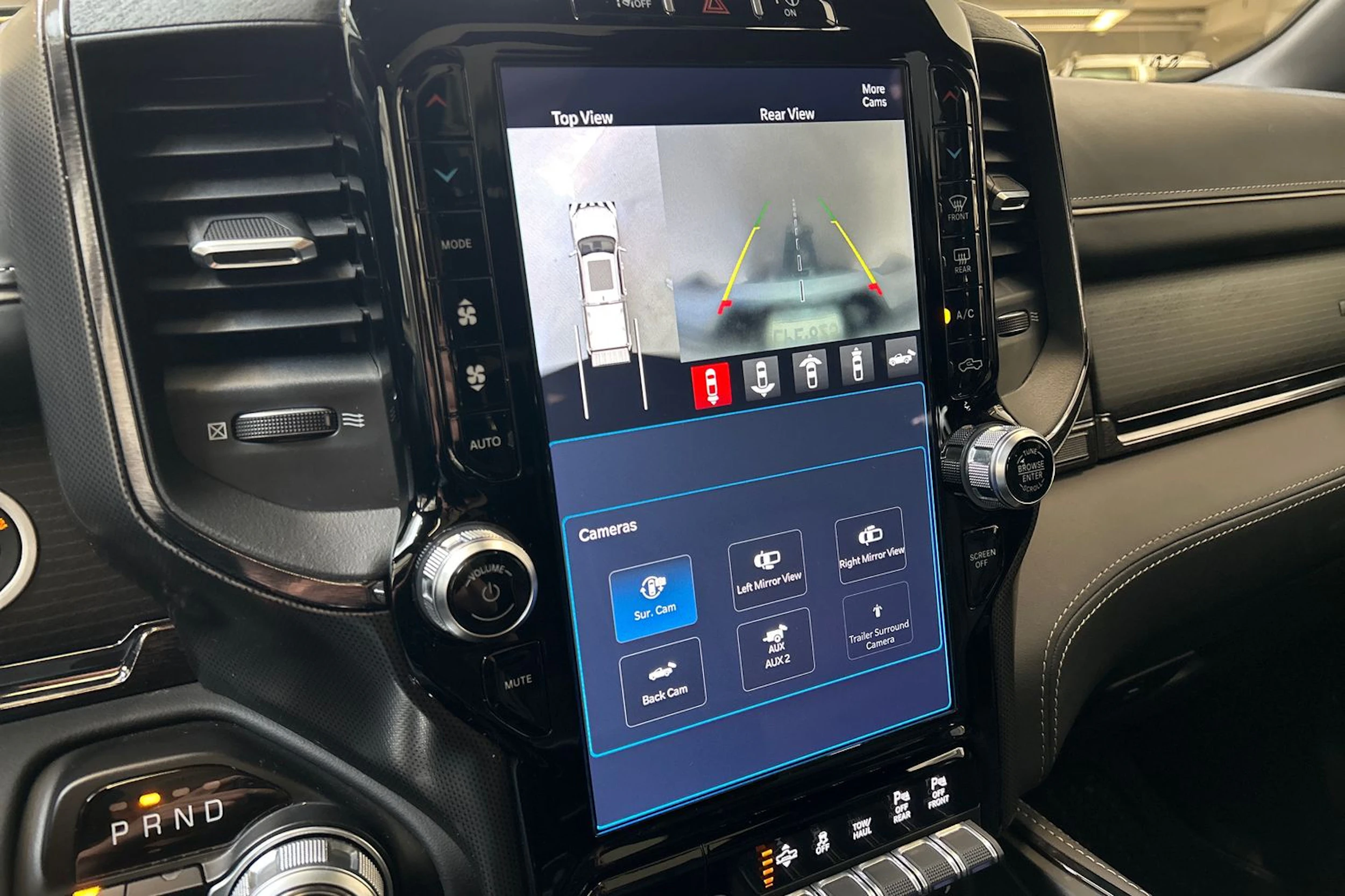 valkoinen Dodge RAM 2022 kuva 21.